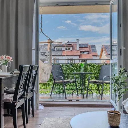 Apartament Rodzinny I Karnet Na Zamek Dmuchany Swinoujscie Exterior photo