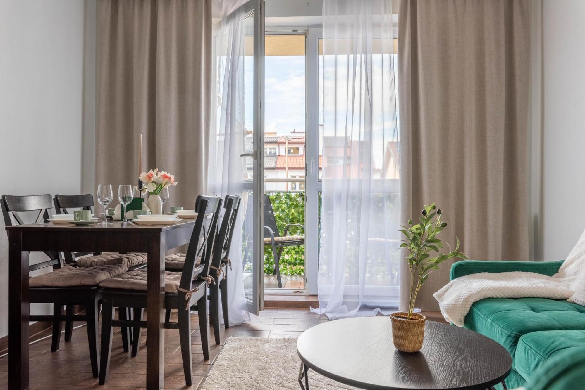 Rodzinny I Karnet Na Zamek Dmuchany Apartment